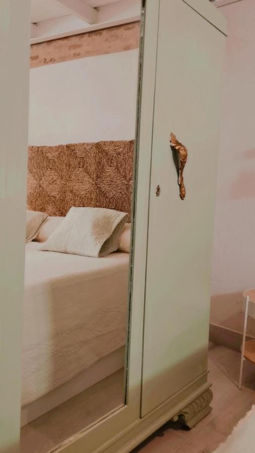 Apartamento APARTAMENTO LA TEJA-parking privado Carmona  Exterior foto